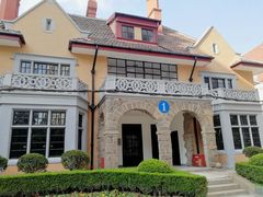 -复旦大学附属华山医院(江苏路分部)