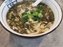 酸菜肉丝面-四季小馆·地道北京小吃(广百店)