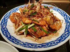 老头儿油爆沼虾-老头儿油爆虾·知味杭州(爱琴海购物中心)