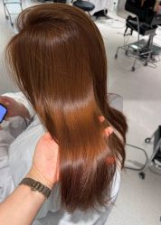 -SALON DE VANHADA
