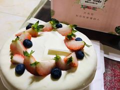 -洞庭洲·防空洞火锅·烧烤·铜锅涮肉(新百广场店)