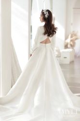 -艾米丽婚纱礼服