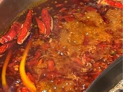 -毛辣果·贵州红酸汤牛肉火锅(西单店)