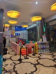 -反弹蹦床公园·亲子乐园·团建·派对(尚品奥莱店)