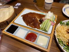 满園烤鸭-满园烤鸭·春饼(太原街万达店)