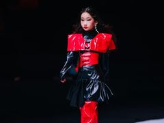 -翎秀服装模特