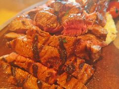 纽西兰SFF珍藏级战斧牛扒-MR.ROCKY洛奇先生RESTAURANT&BAR(宝安壹方城店)