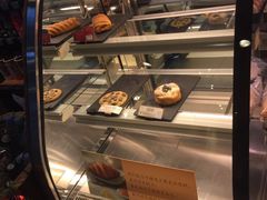 面包甜点陈列柜-星巴克(天津站区第二店)