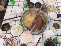 -罗大姐重庆市井老火锅(海丰店)