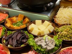 -黔有有贵州酸汤夺夺粉火锅(五味十字店)