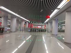 -新百广场(地铁站)