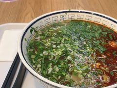 -陇兴楼兰州拉面(西安咸阳国际机场店)