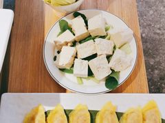 -三人行骨头王火锅(长寿店)