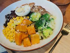 -POKEE VIA&Brunch·维娅(重庆来福士店)