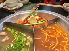 -廖掌柜·重庆鲜货火锅(上海首店)
