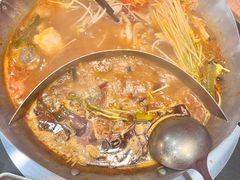 -由衷贵州酸汤牛肉火锅(新桥店)