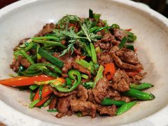 -老滇山寨•云南特色菜•地方菜•民族风情歌舞表演(金碧店)