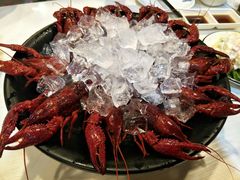 -虾弄弄海派小龙虾·牛羊蝎子火锅