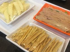 -川成串·自助串串香火锅(朝阳店)