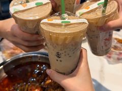 -凤凰路何眼镜香辣蟹(花果园店)