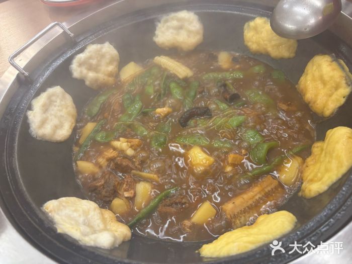 那红花·东北菜铁锅炖(仙林金鹰店)图片