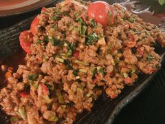 小米椒炒牛肉-艳域云国特色料理馆(马当路店)