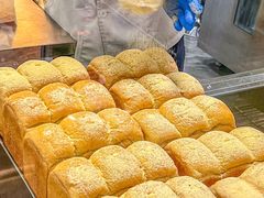 -花园饼屋·吐司蛋糕面包(星海店)