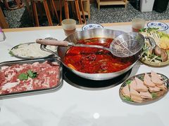 -王奋斗贵州酸汤牛肉火锅