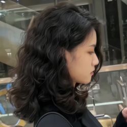 -丝语萱形象