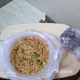 里面的鸡块蛮多的，外面的糯米也是黏黏的