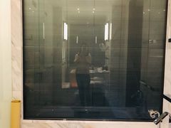 -上海滴水湖皇冠假日酒店