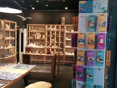 -三亚火车头万人海鲜广场