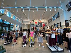 -lululemon(比斯特购物村店)