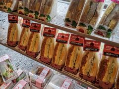 零售区-山崎面包(静安久光店)