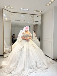 点击看大图 -GRACE KELLY婚纱与礼服(北京店)