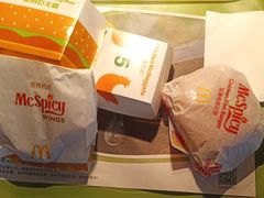 -麦当劳(欢乐谷店)