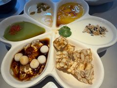 -绿茶餐厅(龙井船宴· 品牌总店)