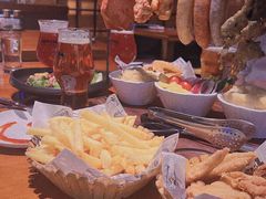 -东里手工啤酒·精酿餐厅(前门店)