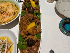 沙湾原始大盘鸡-龟兹KUCINA·新疆菜(前滩L+PLAZA店)