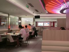 -海底捞火锅(杭州庆春路夜宵主题店)