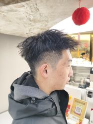 -宫铭烫发染发接发店