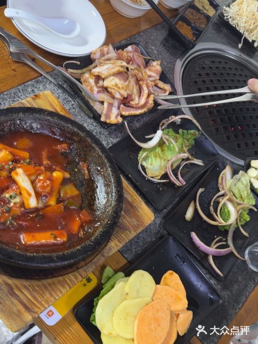 星火东北碳火烤肉(华大店)图片