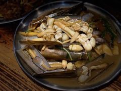 -蚝美人·生蚝海鲜烧烤(茶花园店)