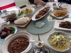 -海派美食·家宴海鲜青岛菜·石锅鲽鱼头(东方城店)