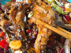 -休记光头香辣蟹干锅店(衣冠庙店)