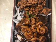 铁板黑椒牛肉虾仁-小巷餐厅(五大街店)