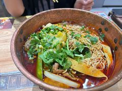 -成都你六姐·牛肉冒菜(信泰中心商场店)