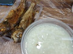 -蓝精灵饺子店
