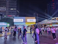 -观音桥步行街