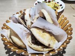 -闫家驴肉老店(华电一校店)